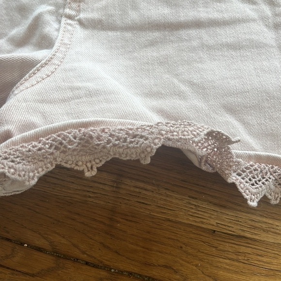 Tinseltown jean shorts lace edge light blue - Picture 2 of 4